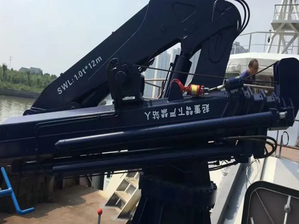 江蘇鹽城船用機械廠家設備作業注意事項