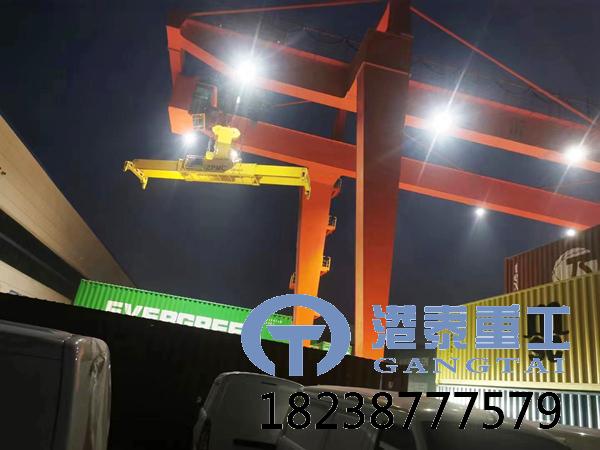 桁架式主梁的集裝箱龍門吊結構特點